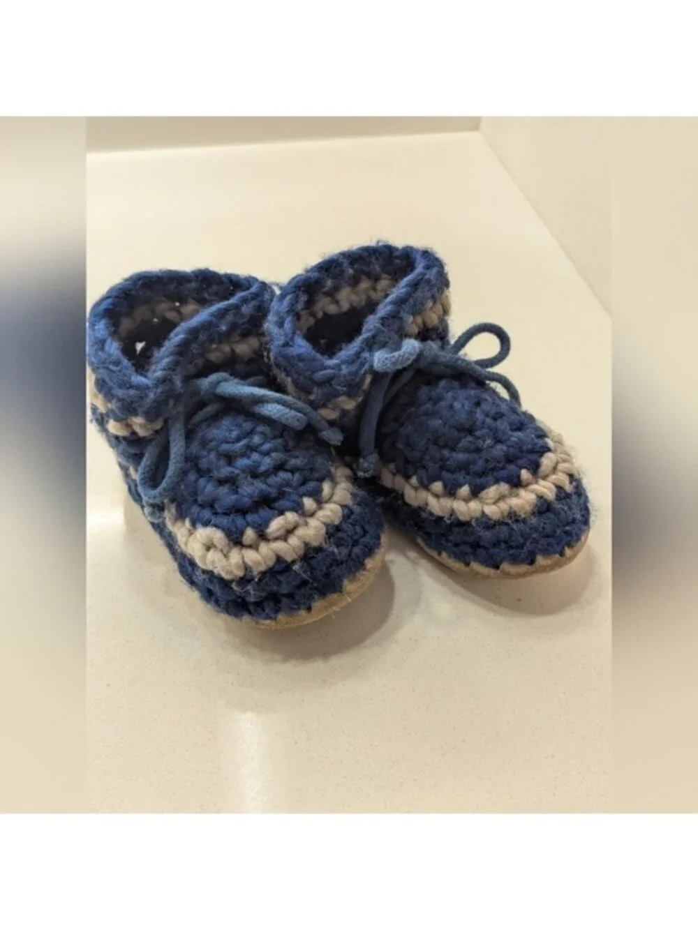 Padraig cottage Slippers in Blue & gray Wool hand-crocheted Sz B7, Age +-2